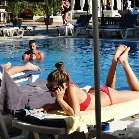 アパート Bendita Mare Family ゴールデンサンド